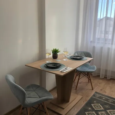 דירות פיאטרה ניאמט Stefania מראה חיצוני תמונה